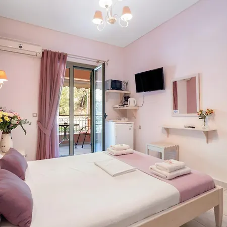 Nontas 24 Penzion 3*