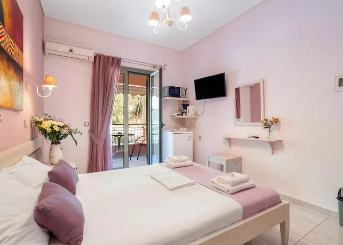 Nontas 24 Πανσιόν 3*